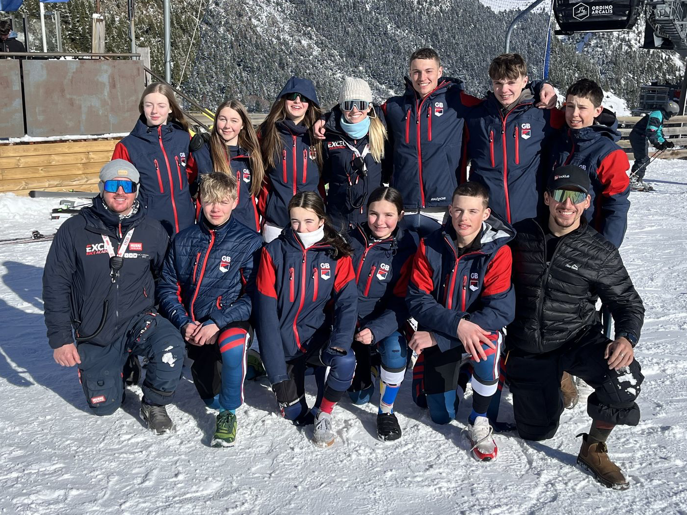 Rob with the British Children's Ski Team at the Troffeu Borrufa 2025